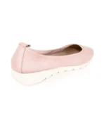 Shop comfortable casual slides for women and girls. Perfect for everyday wear, these stylish slides offer both comfort and versatility. Ideal for spring and summer seasons.